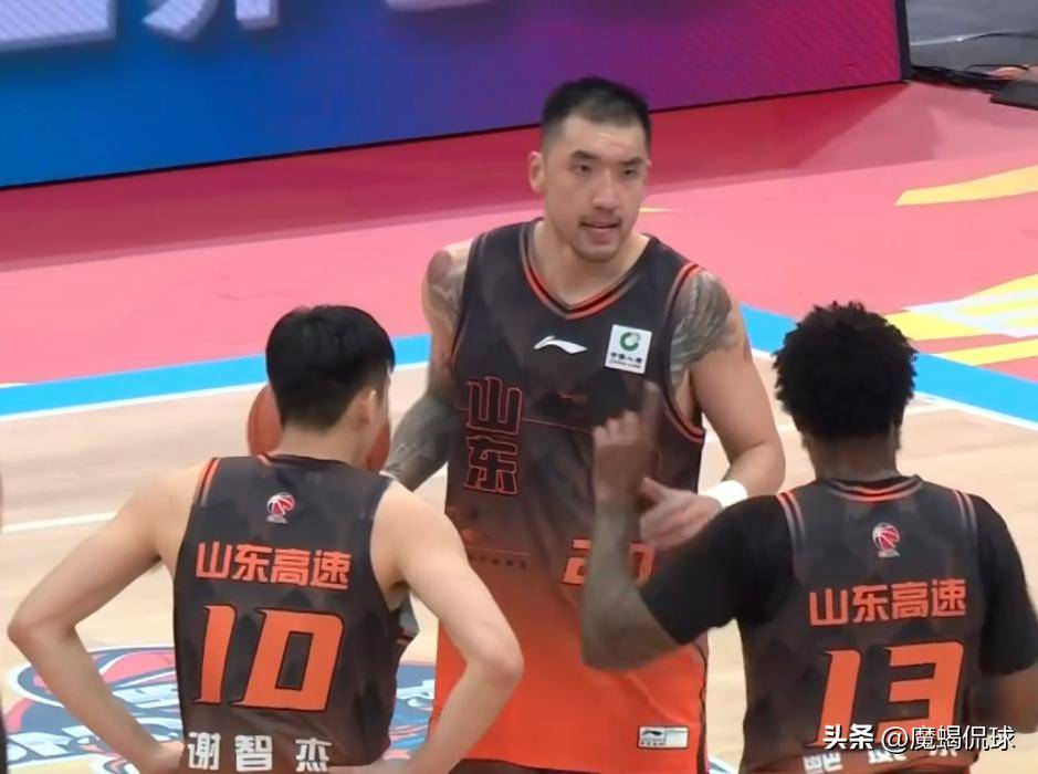 开云在线-CBA常规赛集结日再迎强敌；山东男篮调整名单；主帅态度——管理层满意；赛季目标并未改变的简单介绍